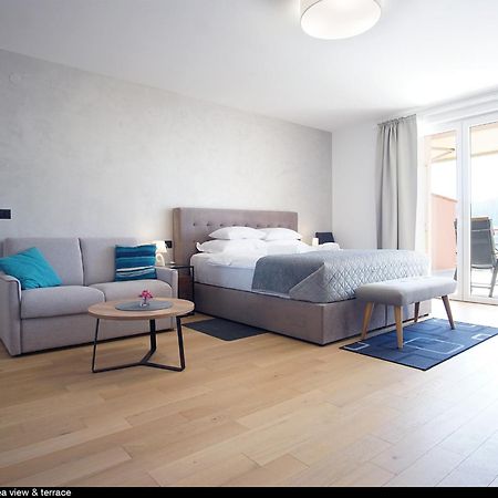 Val De Laco Studio Apartments ロヴィニ エクステリア 写真