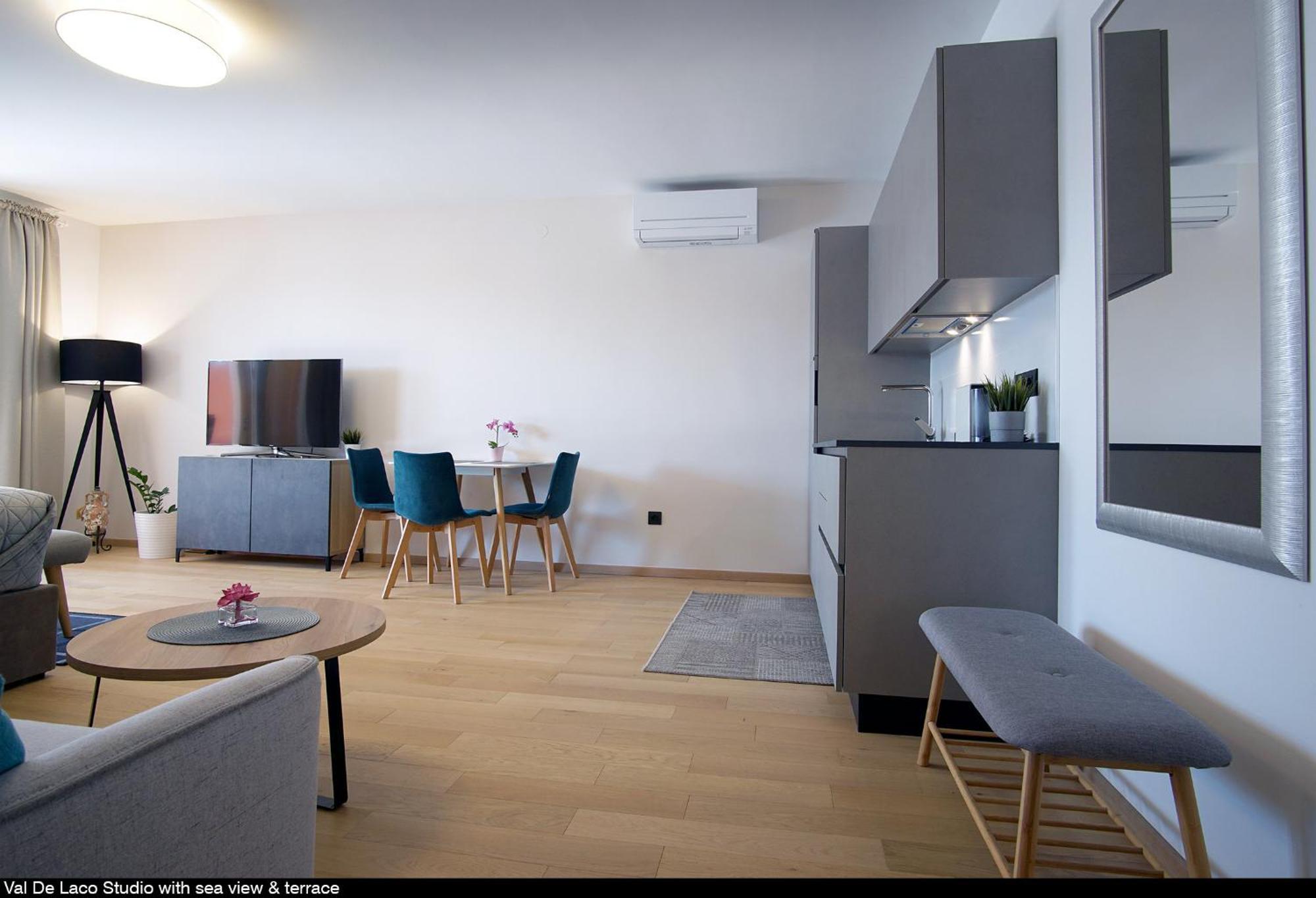 Val De Laco Studio Apartments ロヴィニ エクステリア 写真
